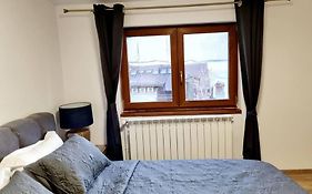 Cozy Apartment Near City Center